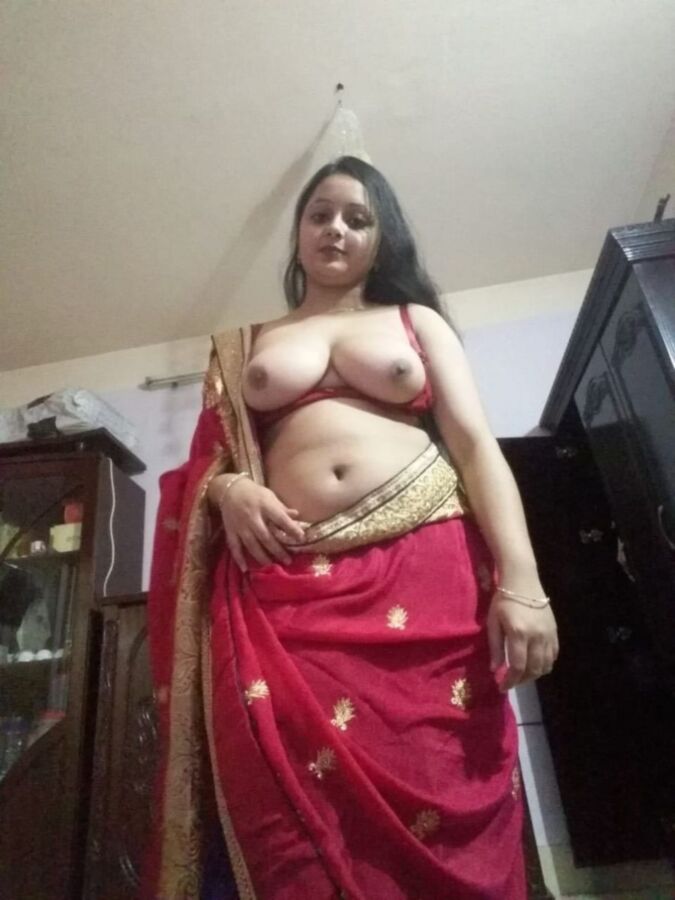 Free porn pics of Indian aunty 14 of 31 pics