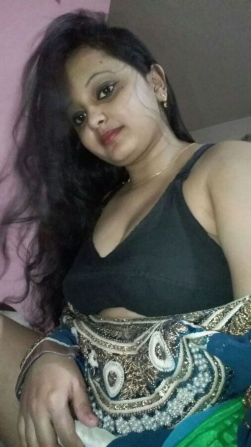 Free porn pics of Indian aunty 4 of 31 pics