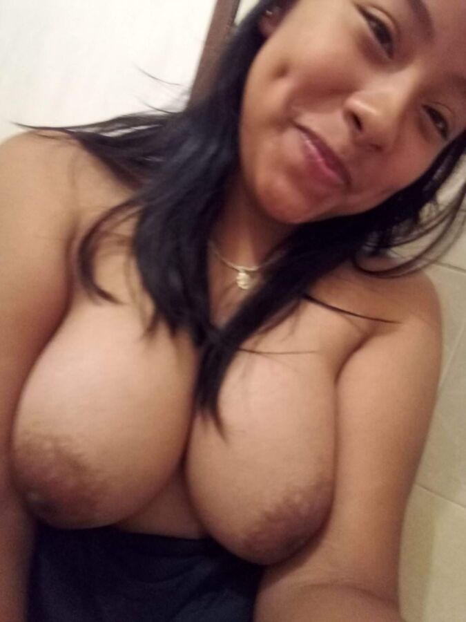 Free porn pics of big tit indo 3 of 9 pics