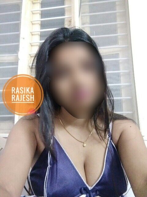 Free porn pics of Indian Wife Rasika 14 of 123 pics