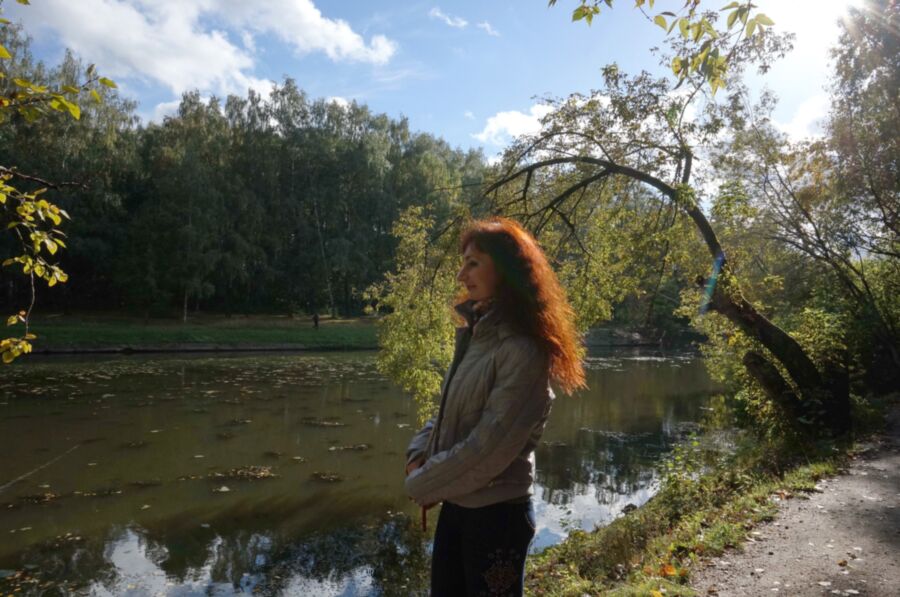 Free porn pics of Autumn light on redhair 2 of 17 pics