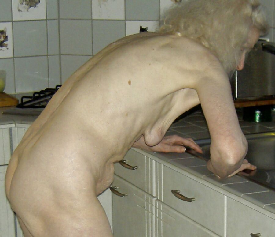 Free porn pics of skinny granny old women 1 of 11 pics
