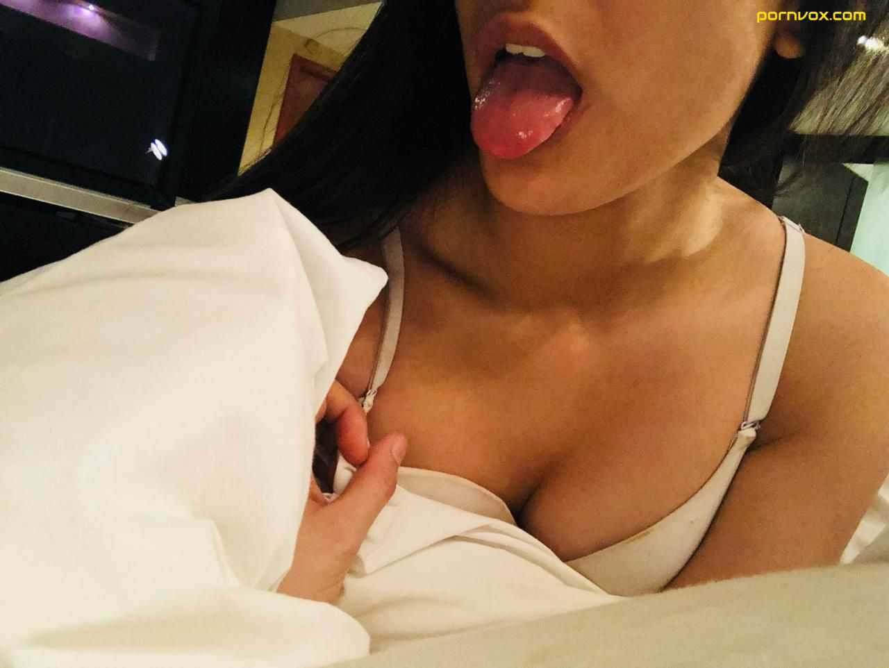 Free porn pics of Selfies and porn star wanabees 15 of 143 pics