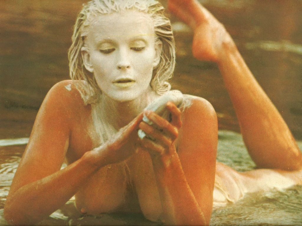 Free porn pics of Bo Derek 10 of 34 pics