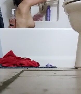 Free porn pics of Bathtime voyeur showing off 3 of 12 pics