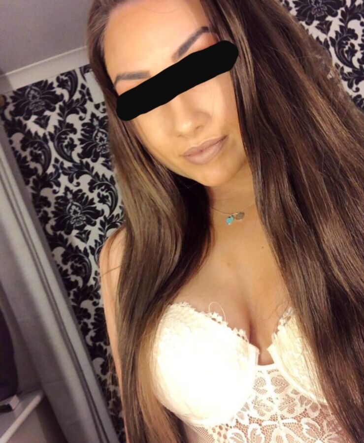 Free porn pics of Sophie.  Pm me for trades and uncensored / panty pics 1 of 3 pics