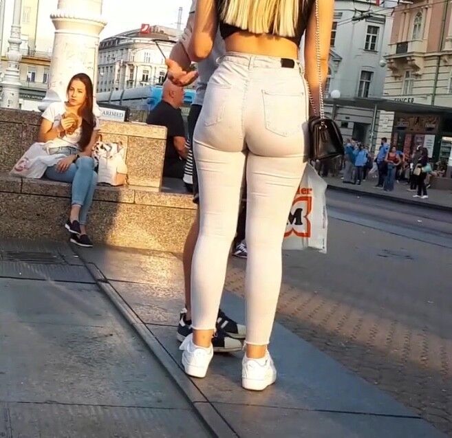 Free porn pics of White Jeans Bubble 1 of 8 pics