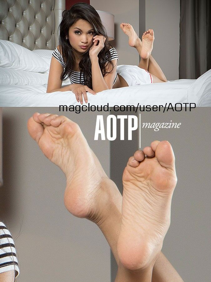 Free porn pics of Amante in her bare feet 5 of 6 pics