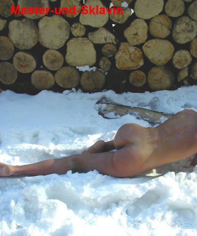 Free porn pics of Slave in Snow 7 of 7 pics