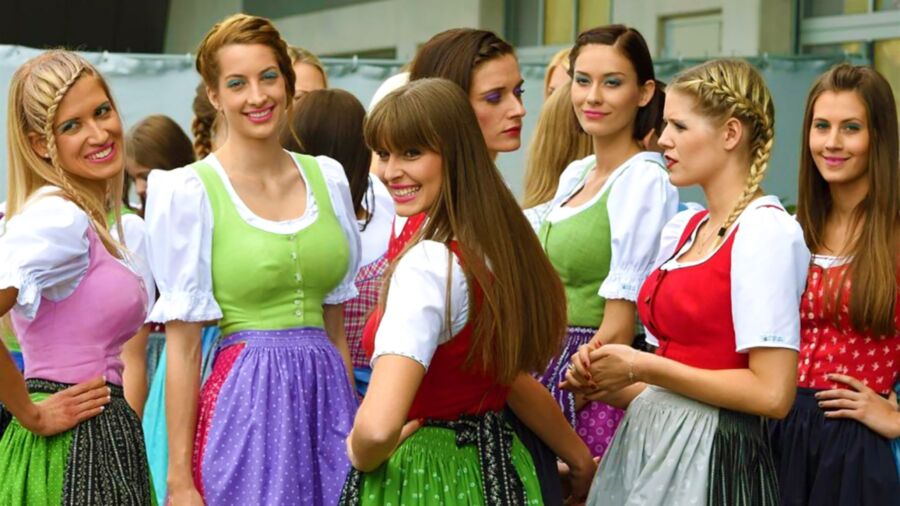 Free porn pics of Fesche Madln im Dirndl zum Hundertzweiundsechszigst`n 24 of 100 pics