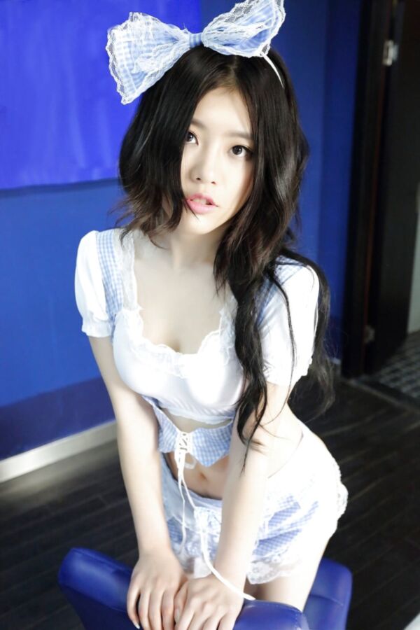 Free porn pics of Zixuan - Model aus China 7 of 31 pics