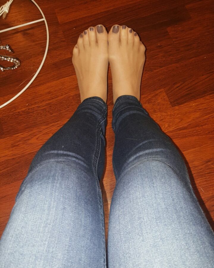 Free porn pics of Hose under jeans/leggings/pants 2 of 51 pics
