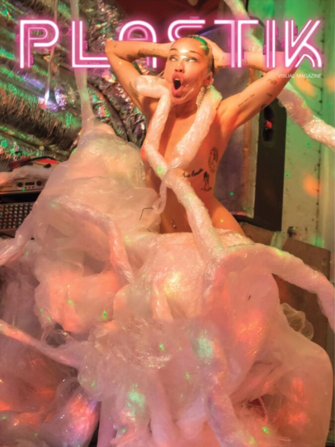 Free porn pics of Miley Cyrus Plastik magazine 3 of 18 pics