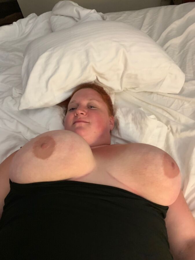 Free porn pics of fat hick wife bareback a stranger 6 of 6 pics