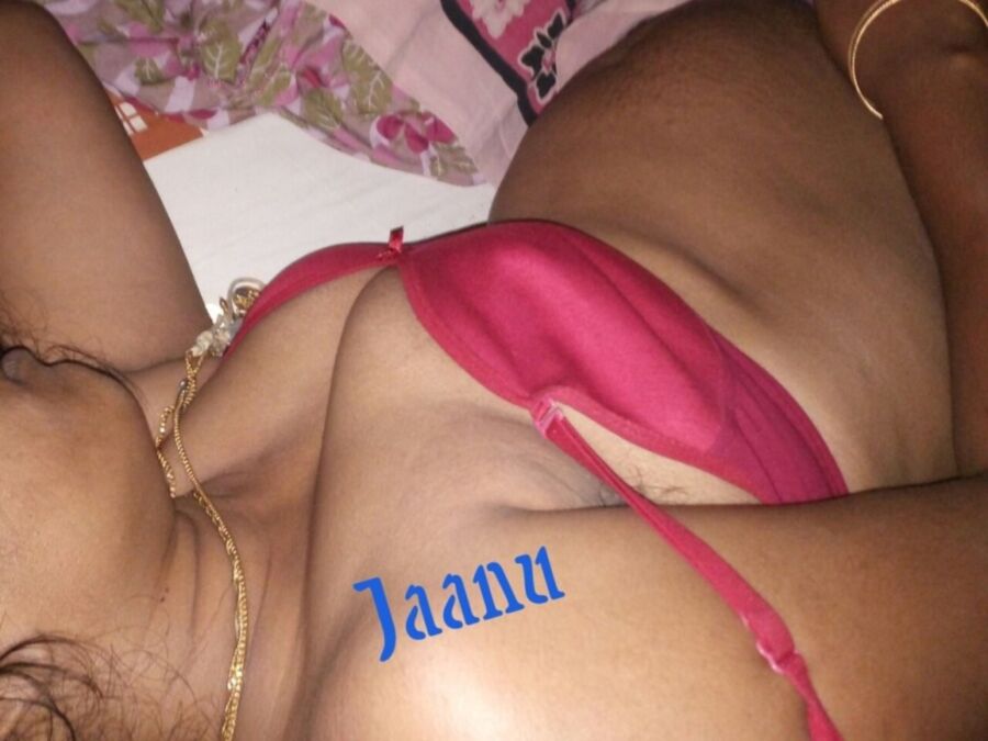 Free porn pics of Indian Wife Jaanu 11 of 174 pics