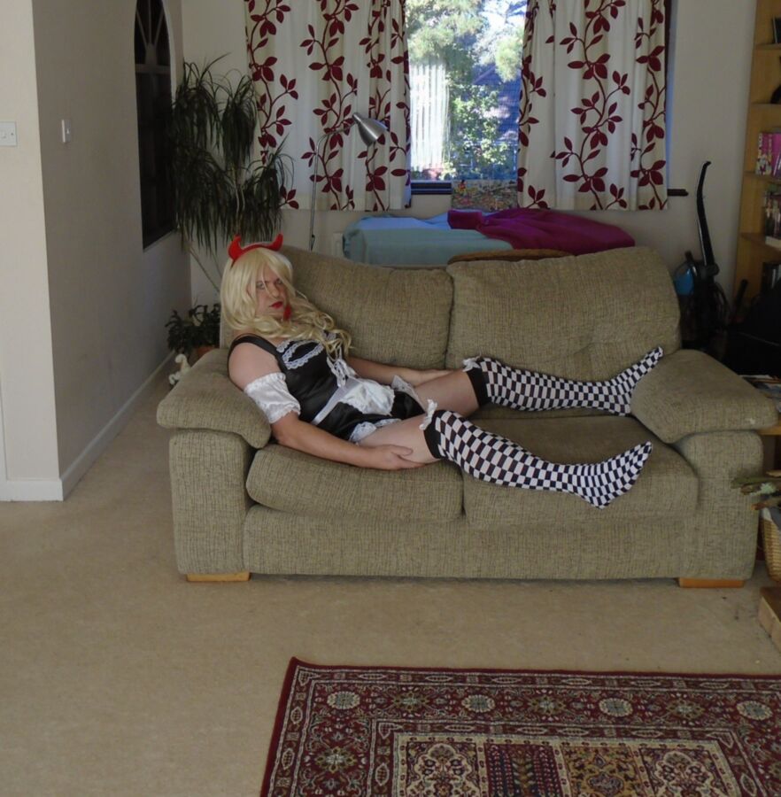 Free porn pics of me in maid outfit  4 of 8 pics
