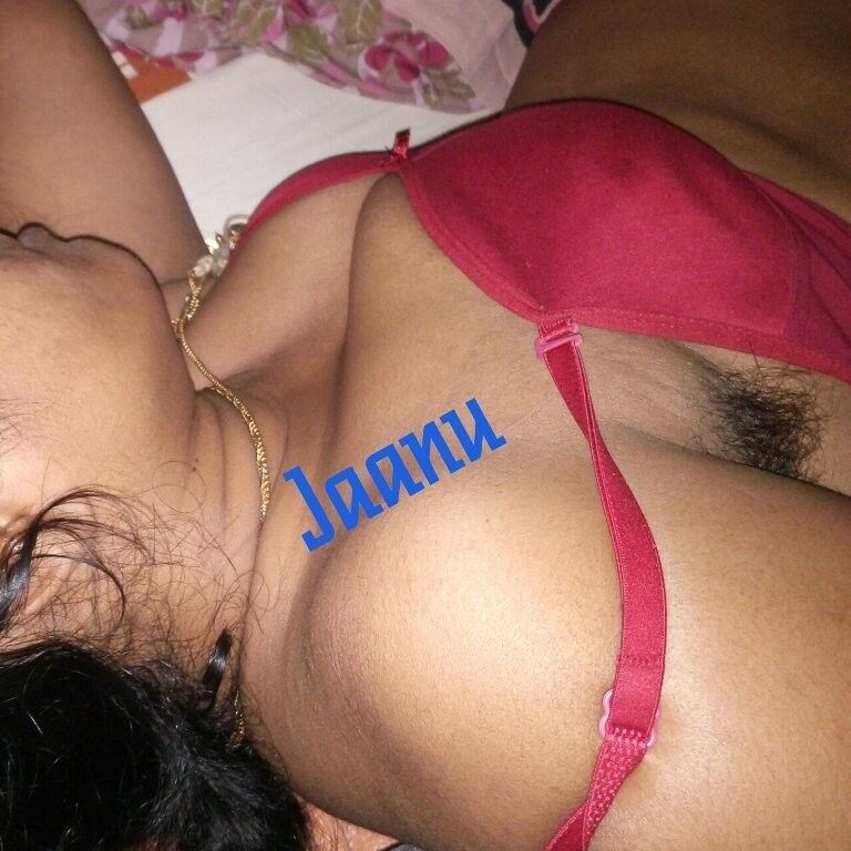 Free porn pics of Indian Wife Jaanu 12 of 174 pics