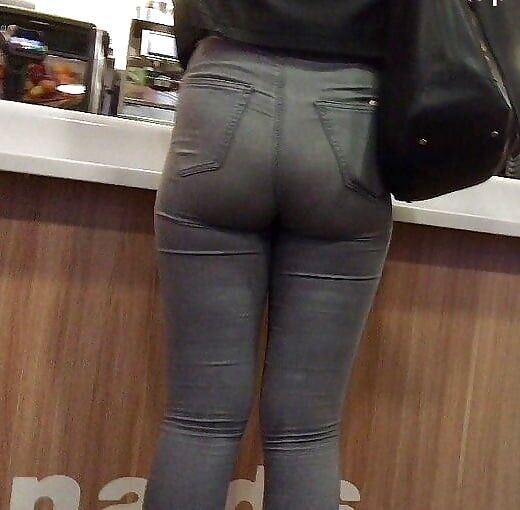 Free porn pics of Chav Booty at Maccys 3 of 10 pics