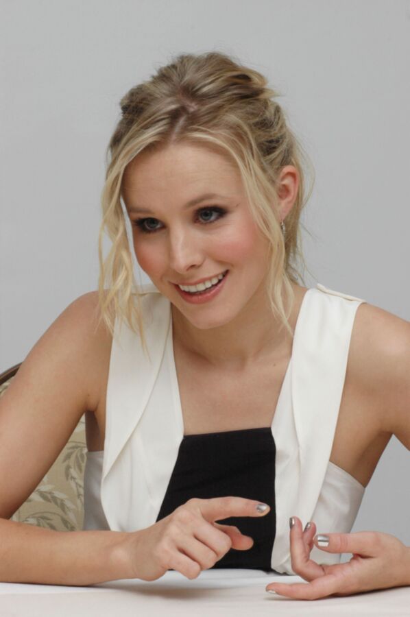 Free porn pics of Kristen Bell, perfect petite 10 of 624 pics