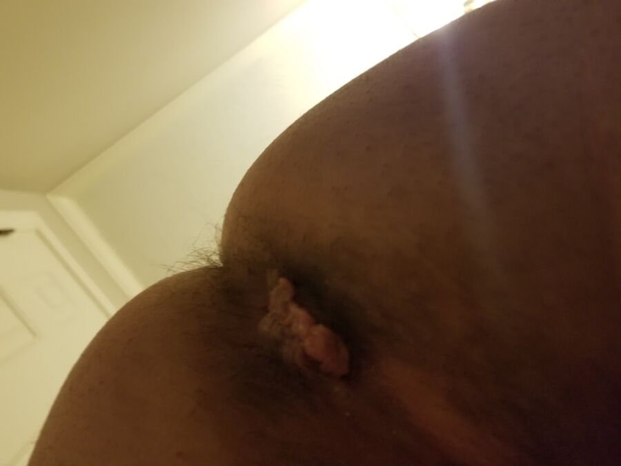 Free porn pics of My asshole 1 of 4 pics