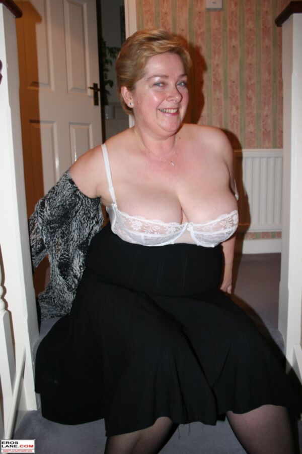 Free porn pics of Chubby mature Claire posing at the top of her stairway. 6 of 69 pics