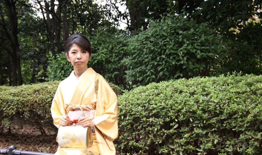 Free porn pics of Kimono clad Kaho Miura sucks and fucks 2 of 17 pics