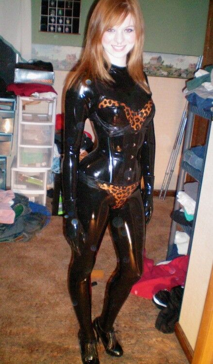 Free porn pics of Rubber Princess 22 of 28 pics