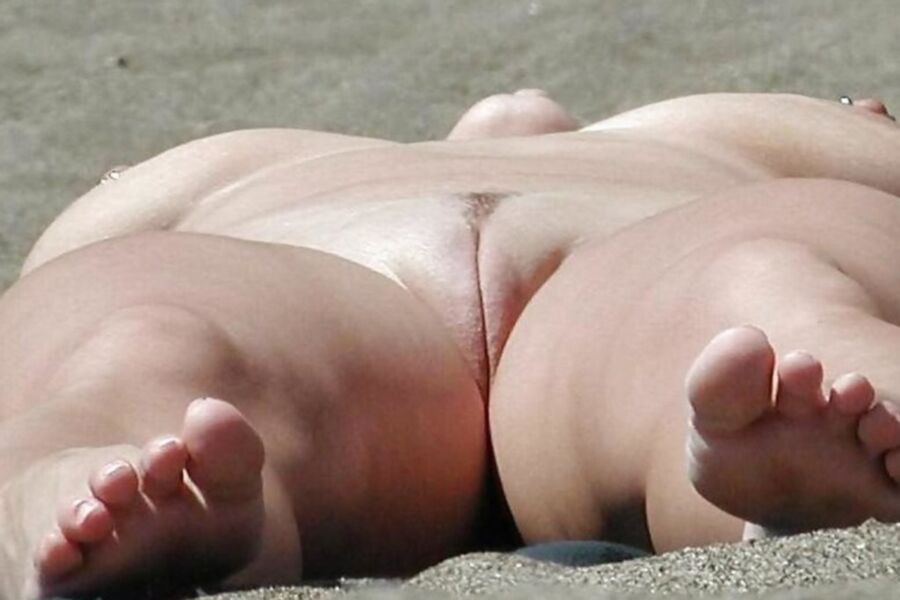 Free porn pics of BBWs Washed Up On Shore 2 of 4 pics