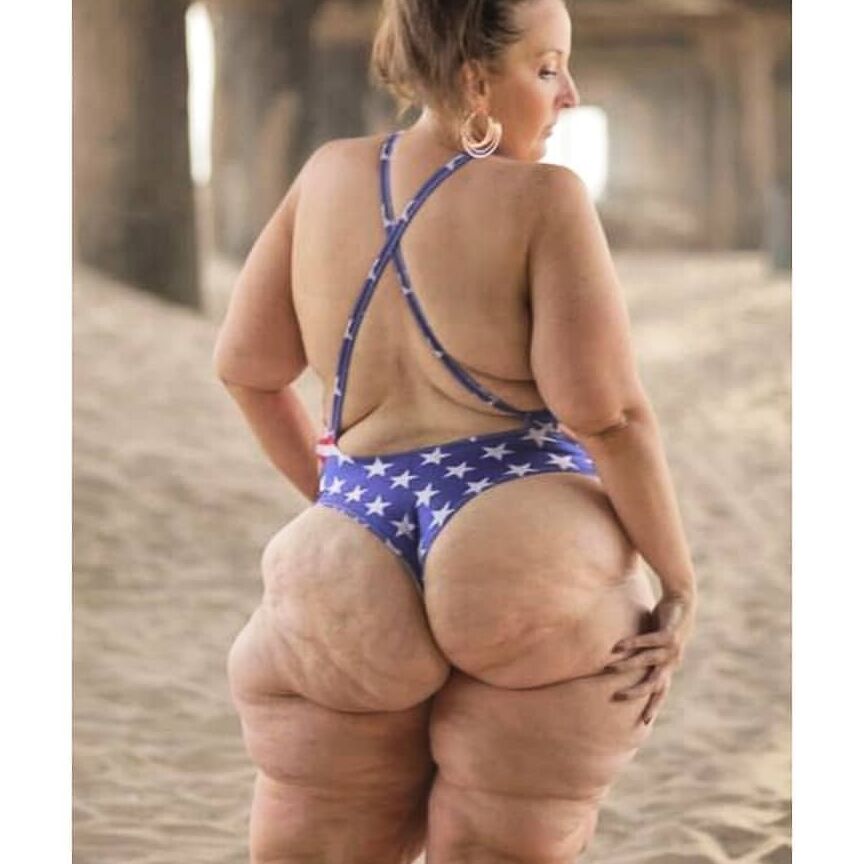 Free porn pics of World-Class Flabby Ass 1 of 1 pics
