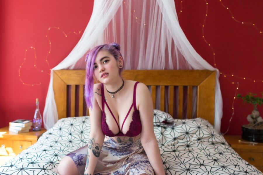 Free porn pics of Suicide Girls - Gloom - The Ring Goes South 1 of 52 pics