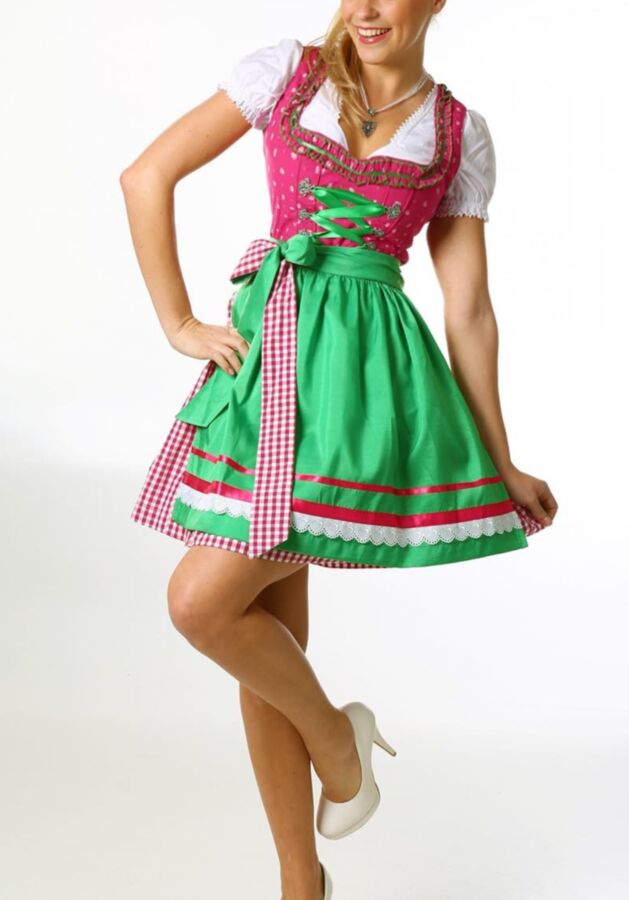 Free porn pics of Fesche Madln im Dirndl zum Hundertdreiundsechszigst`n 7 of 100 pics