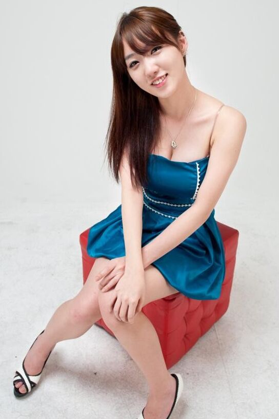 Free porn pics of Korean Model So Yeon Yang In Blue Dress 14 of 21 pics