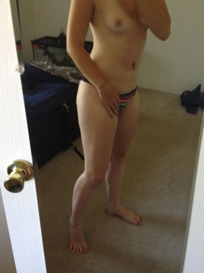 Free porn pics of Molly: Post Workout Selfies 13 of 27 pics