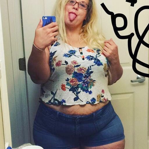 Free porn pics of NC Super hot HUGE ASS BBW escort THICK belly THIGHS BLOND! 1 of 38 pics