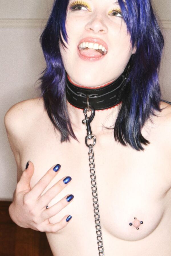Free porn pics of Amateur Goth Teen GF Bondage and Collared 5 of 17 pics