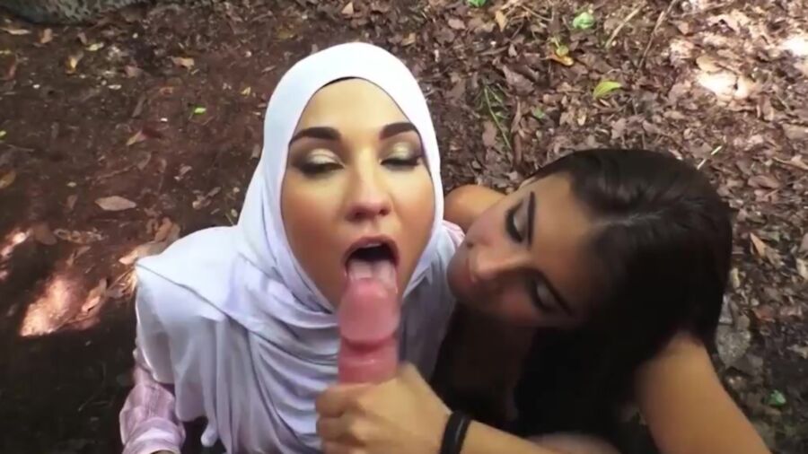 Free porn pics of Arab Girls 16 of 44 pics