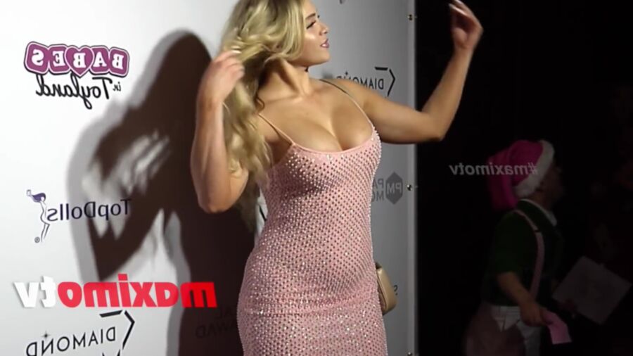 Free porn pics of Courtney Tailor - Busty Babe Red Carpet Pics at Babes in Toyland 20 of 140 pics