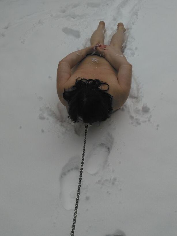 Free porn pics of Outdoors in the snow 6 of 18 pics