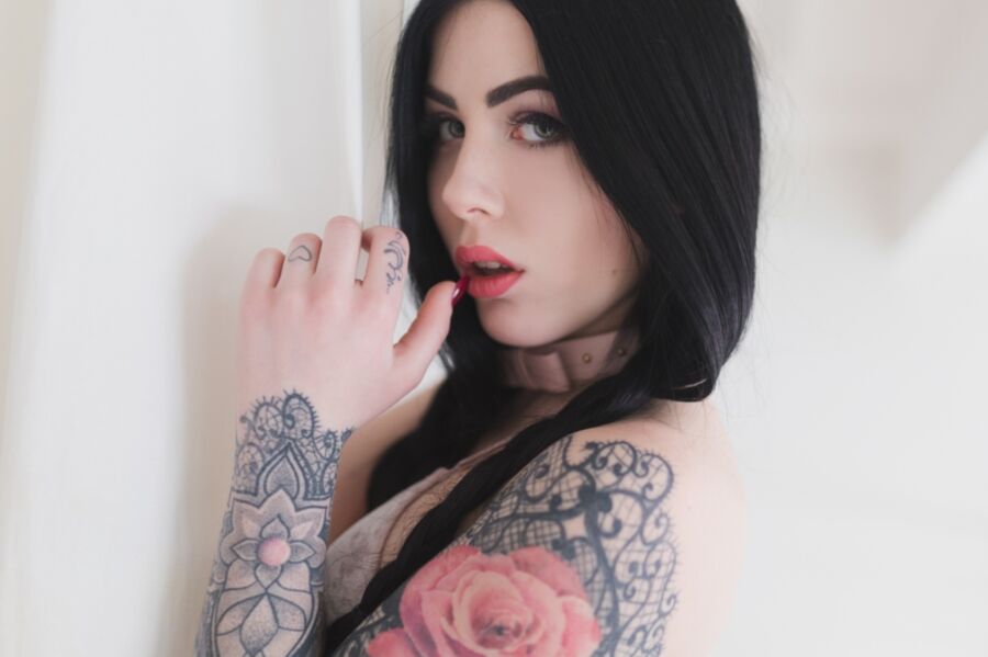 Viky suicide girl