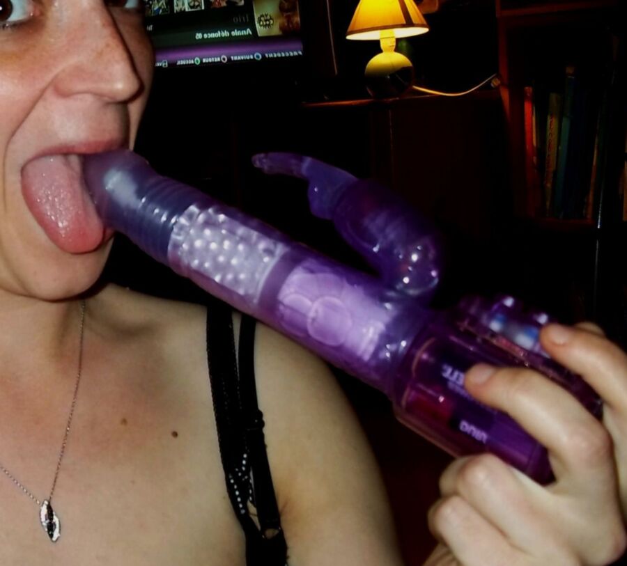 Free porn pics of Sucking their own cunt juice 20 of 21 pics