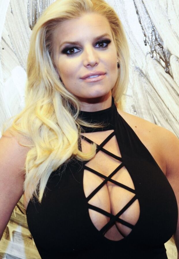 Free porn pics of Jessica Simpson - Hot blonde Flaunts big MILF Cleavage and Boobs 4 of 49 pics