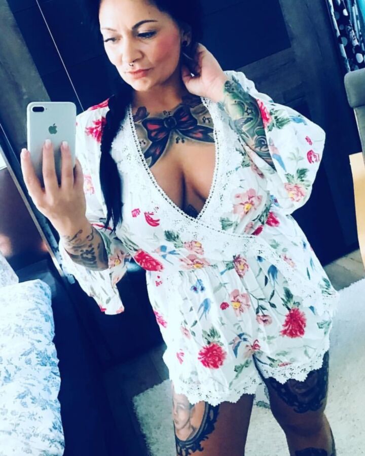 Free porn pics of German inked girl cindy  5 of 8 pics