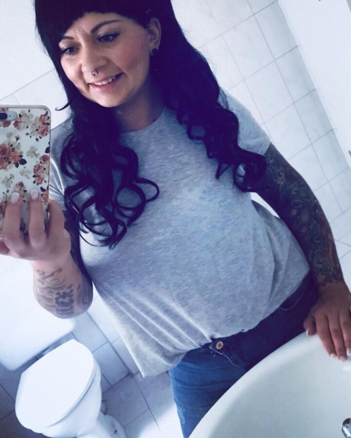 Free porn pics of German inked girl cindy  4 of 8 pics