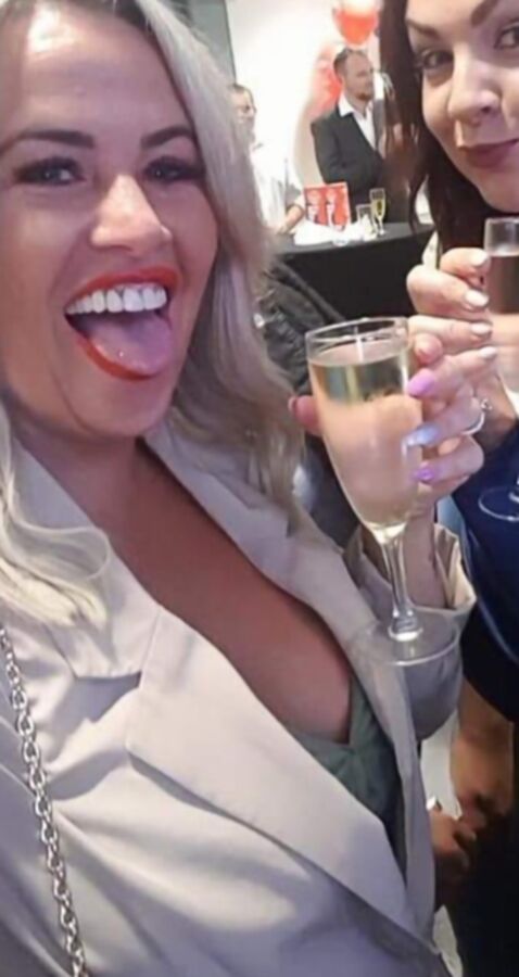 Free porn pics of Tracy cheap trashy Chav MILF scum what a role model haha 17 of 23 pics