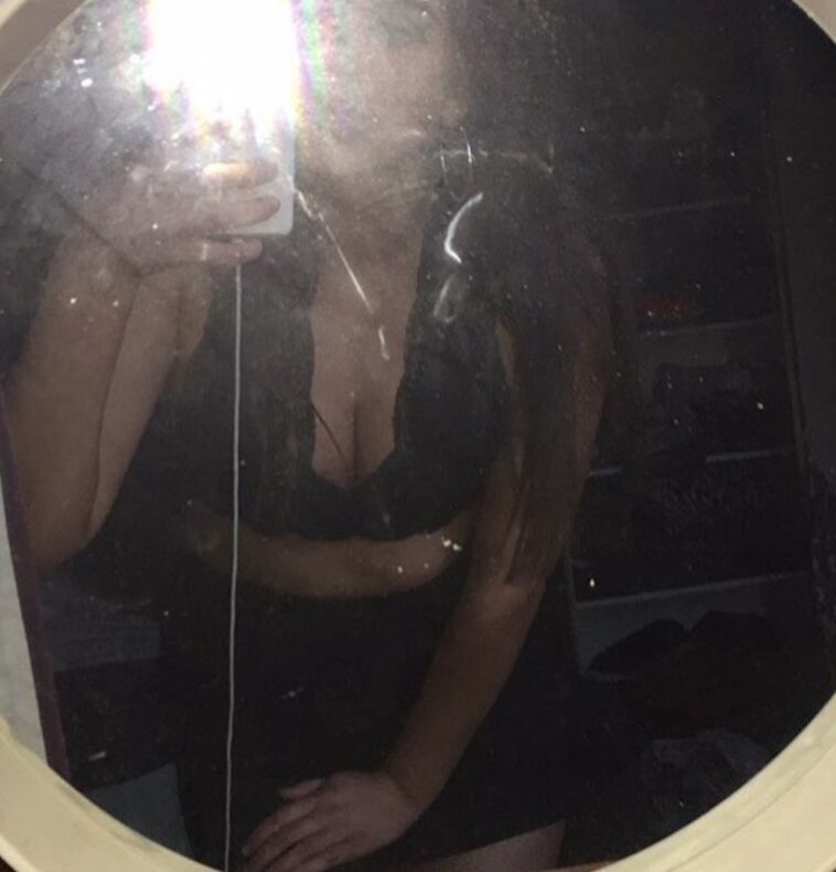 Free porn pics of Friend daughter Chloe is asking to be abused filthy teen slag 11 of 25 pics