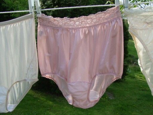 Free porn pics of Panties on Clotheslines 4 of 10 pics