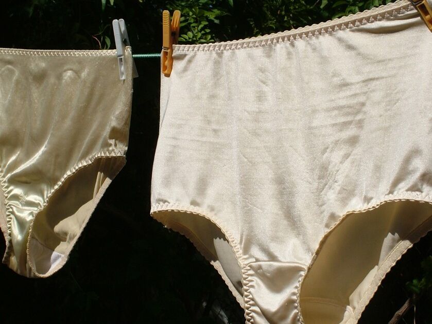 Free porn pics of Panties on Clotheslines 8 of 10 pics