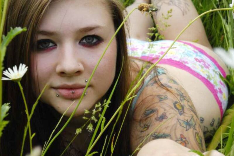 Free porn pics of Suicide Girls - Zoe - Daisies 10 of 53 pics