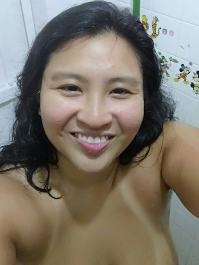 Free porn pics of Singapore girl 15 of 15 pics