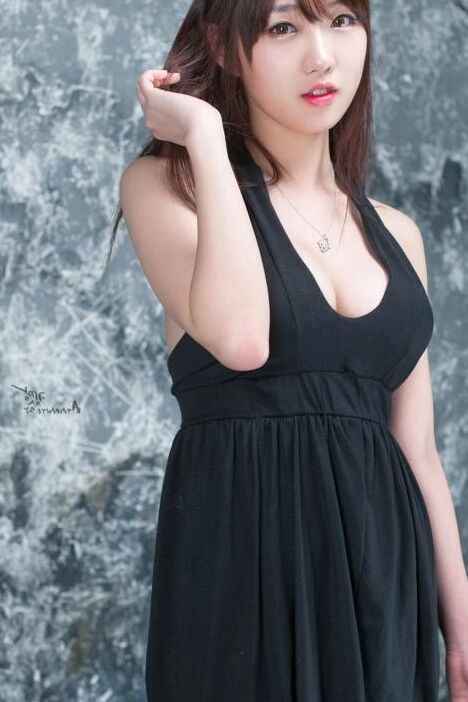 Free porn pics of Korean Model So Yeon Yang In Black Dress 17 of 21 pics